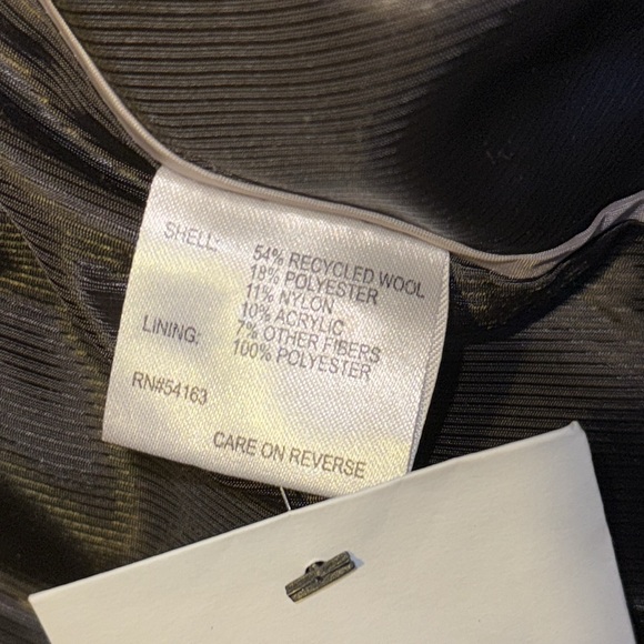 Calvin Klein Red Wool Blend Double breasted Coat Size 14 NWT SOLD OUT! SALE! - Picture 8 of 10